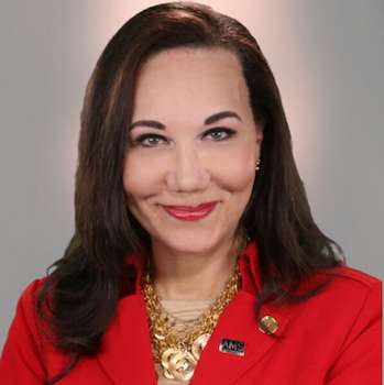 Award-Winning Meteorologist Lori Pinson