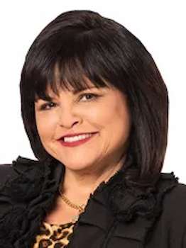 WDAF-TV FOX4 Kansas City Journalist & Radio Host Kathy Quinn WDAF-TV FOX4 Kansas City Journalist & Radio Host Kathy Quinn