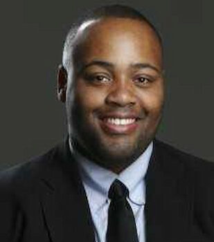 Dominique Yates: From College Athlete to Packers Reporter | Bio & Career Dominique Yates, a prominent sports anchor and reporter