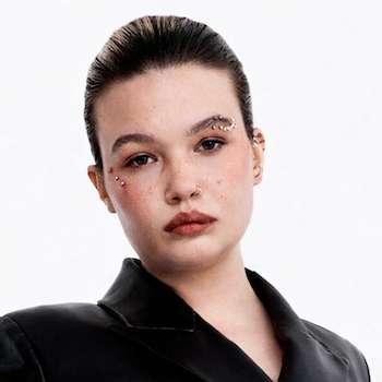 How Lola Young Built a $2M Empire by Being "Messy."